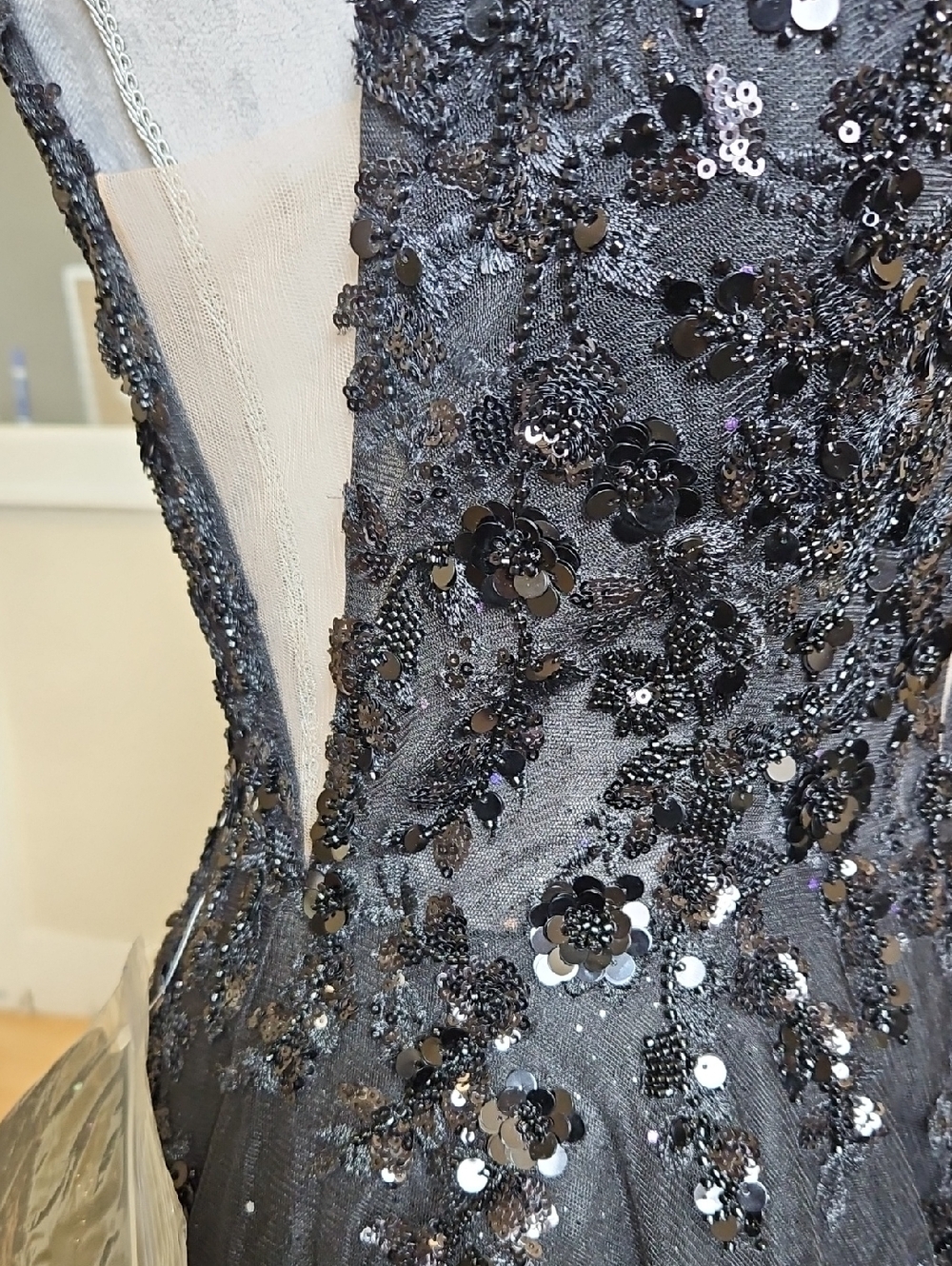 Size 6 Black Tank Strap Open Back Sparkle/Sequin Ballgown By Amarra - Picture 11 of 15